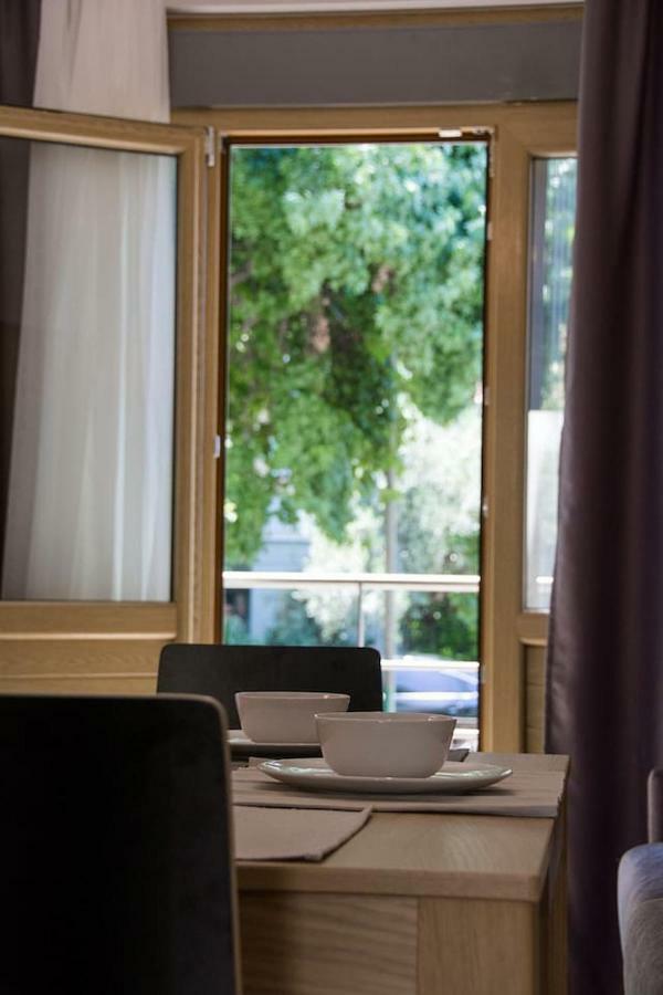 Quiet Urban Studio With Private Backyard Thessaloníki Ngoại thất bức ảnh